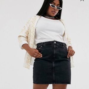 Black jean mini skirt